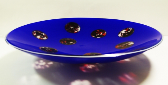 blue fused glass bowl with transparent pink circles